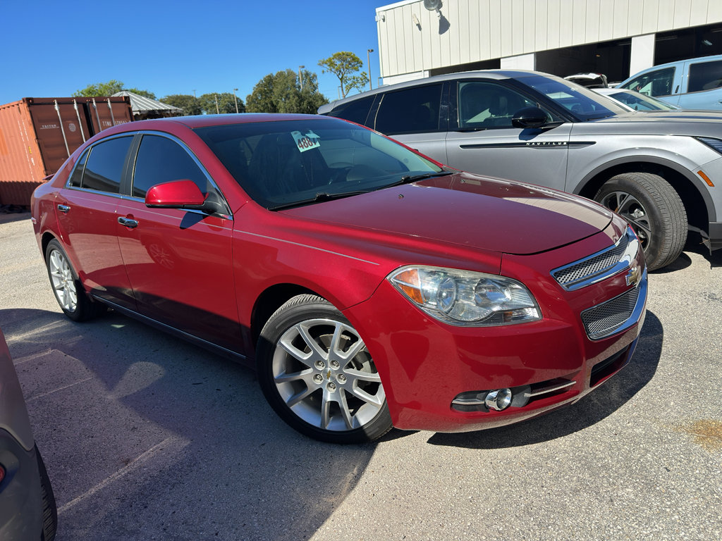 Used 2011 Chevrolet Malibu LTZ image 2