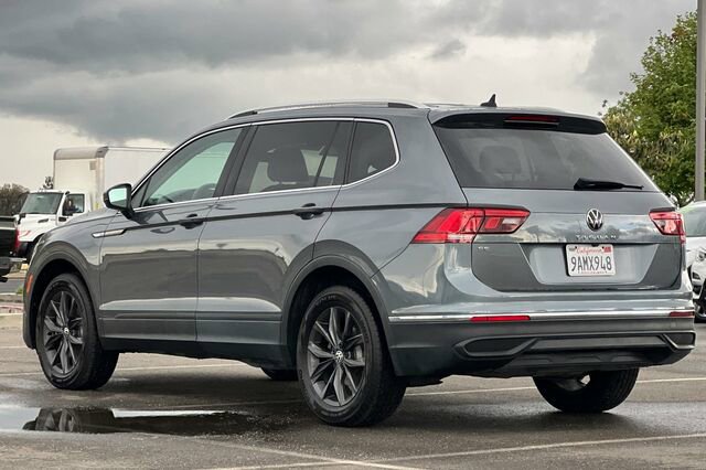 Certified 2022 Volkswagen Tiguan SE FWD image 6