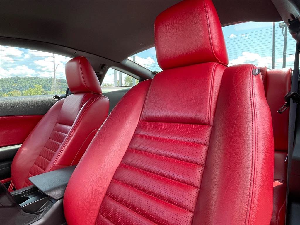 Used 2005 Ford Mustang GT Premium RWD image 20