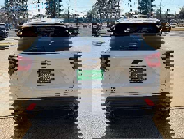 New 2026 Chevrolet Trax RS w/ Sunroof Package image 7