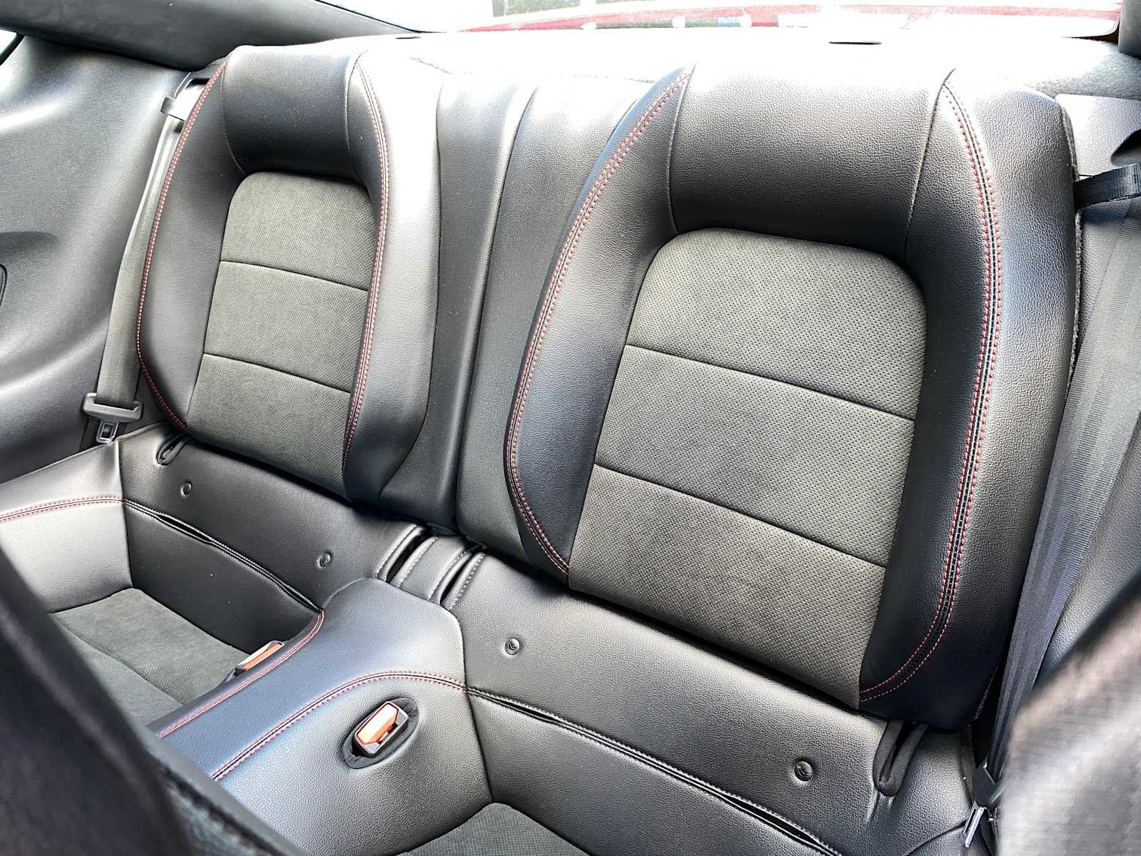 Used 2022 Ford Mustang GT Premium w/ Equipment Group 401A image 9