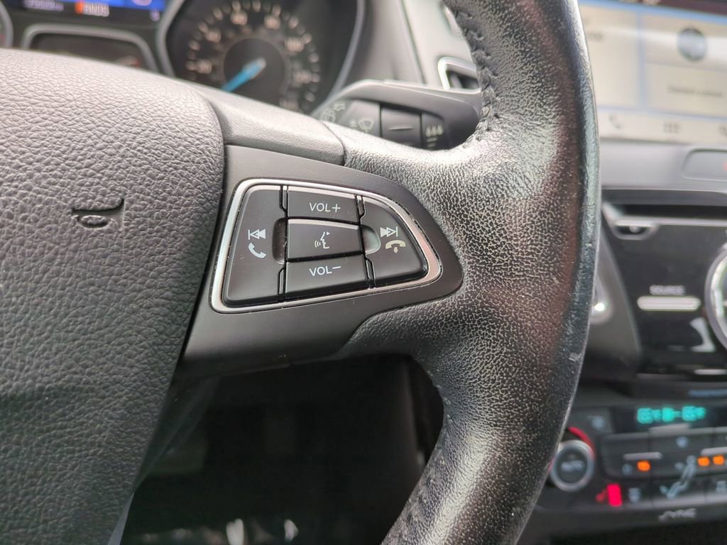 Used 2017 Ford Focus Titanium w/ Titanium Technology Package image 26