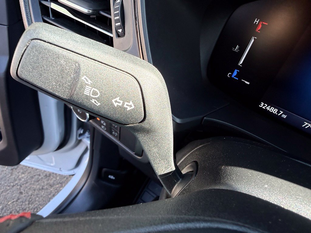 Used 2025 Ford Escape ST-Line Select AWD/4WD image 26