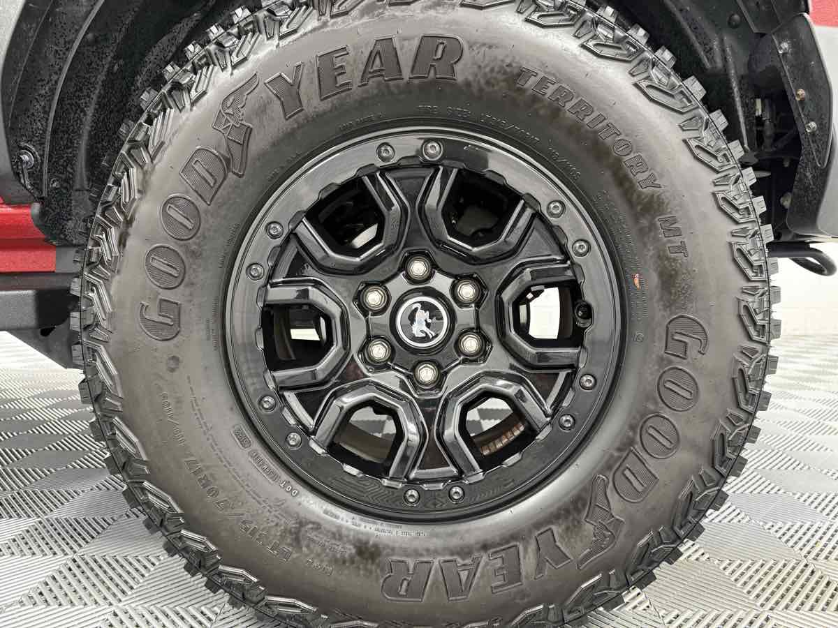 Used 2022 Ford Bronco Wildtrak image 36