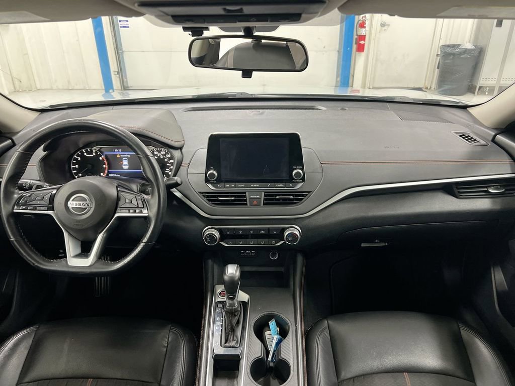 Used 2020 Nissan Altima 2.0 SR image 10