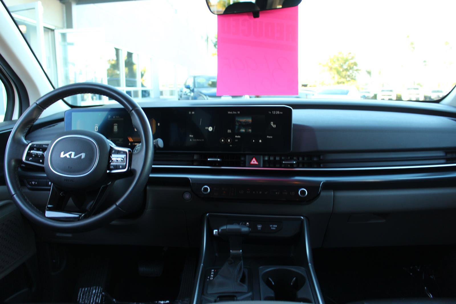 Certified 2025 Kia Carnival image 14