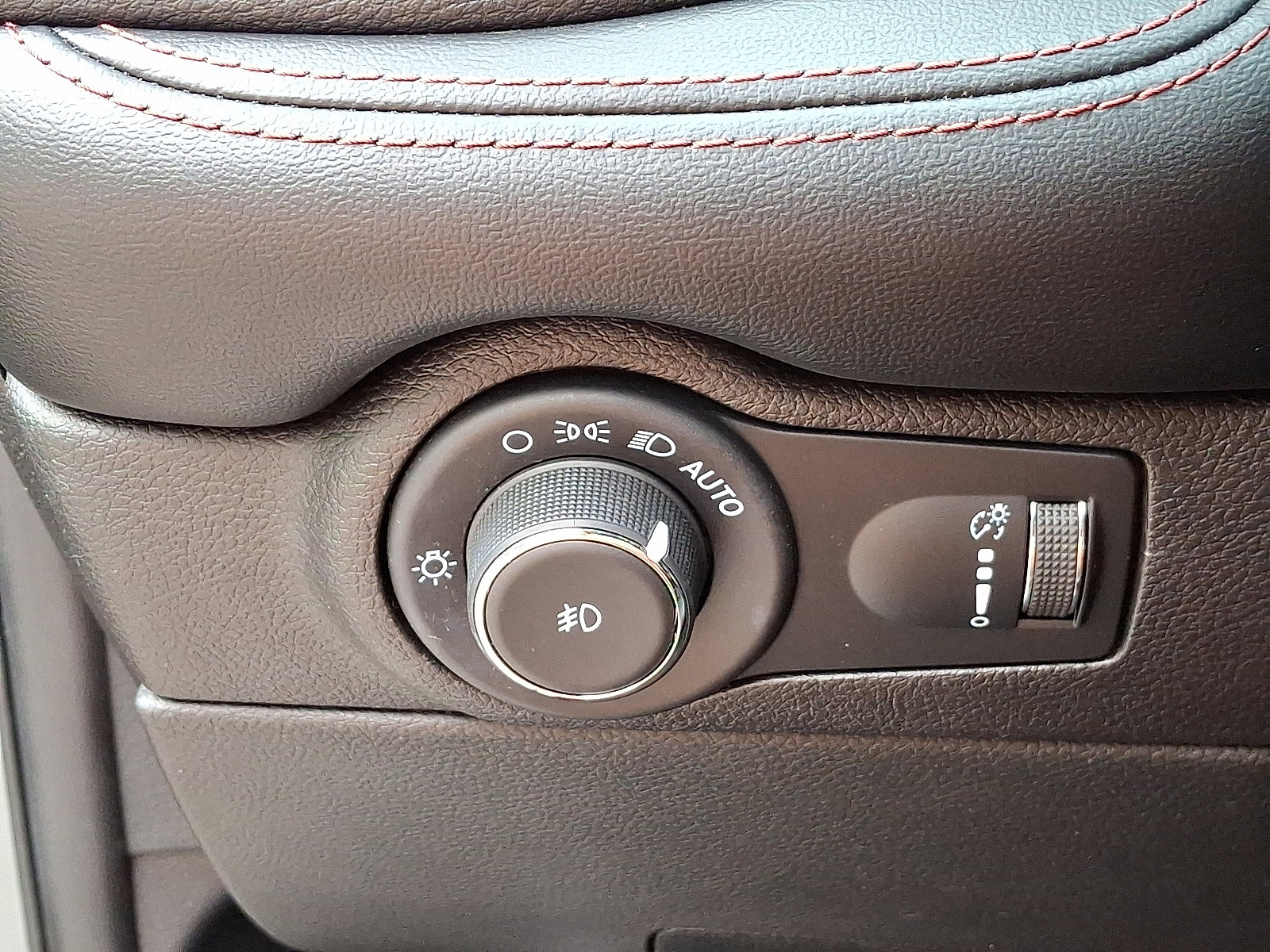 Certified 2021 Dodge Durango R/T w/ Blacktop Package image 27