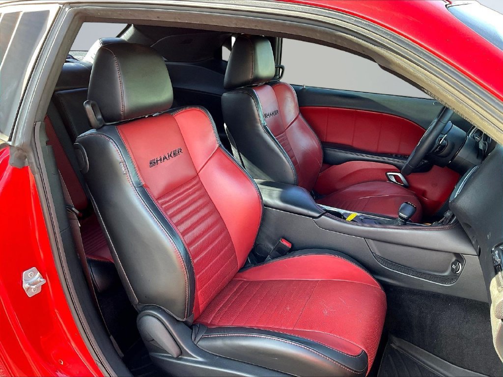 Used 2016 Dodge Challenger R/T Plus RWD image 30