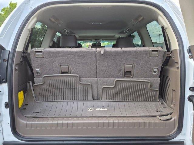 Used 2018 Lexus GX 460 Premium w/ Premium Package AWD/4WD image 22