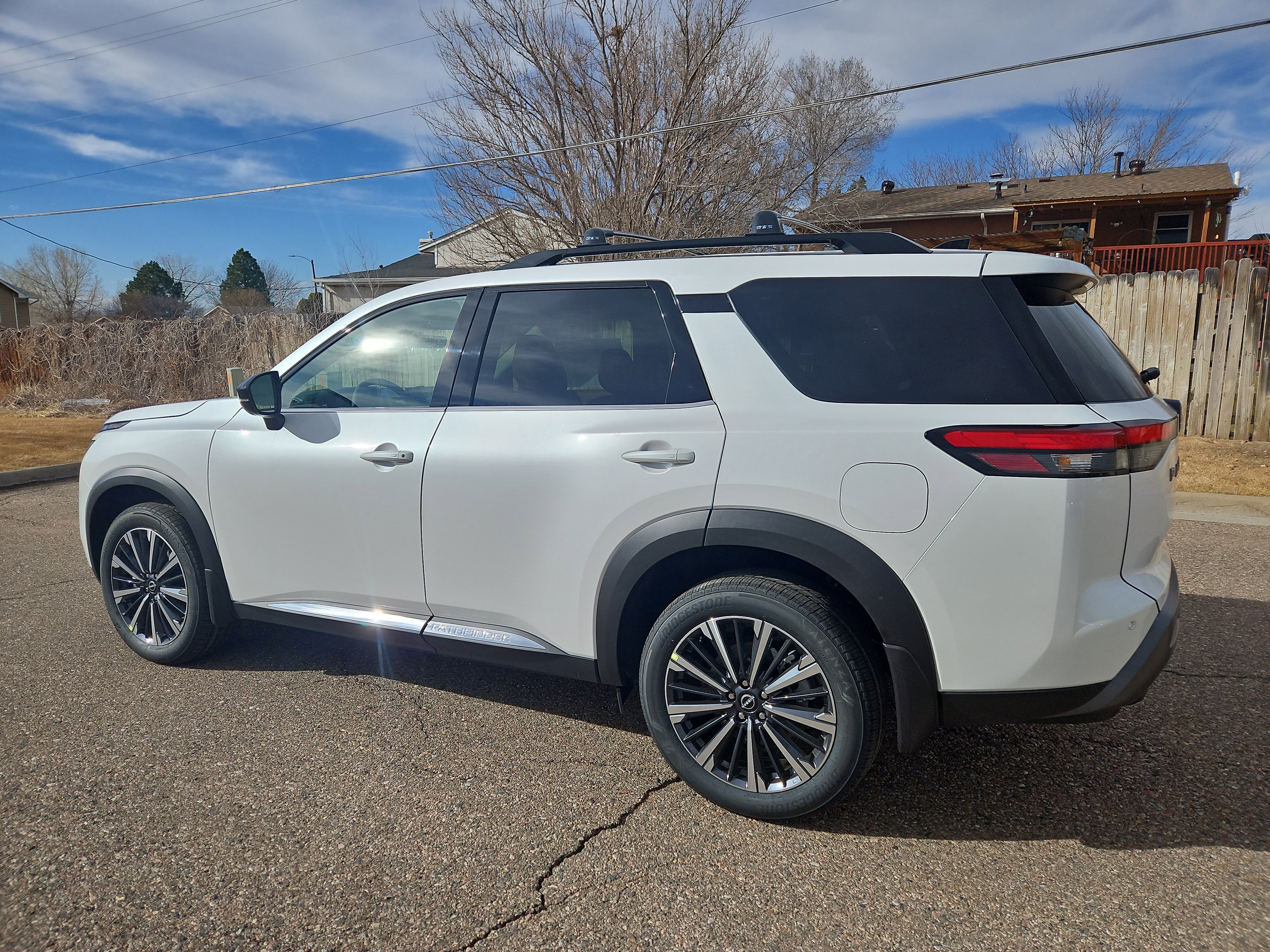 New 2026 Nissan Pathfinder Platinum AWD/4WD image 4