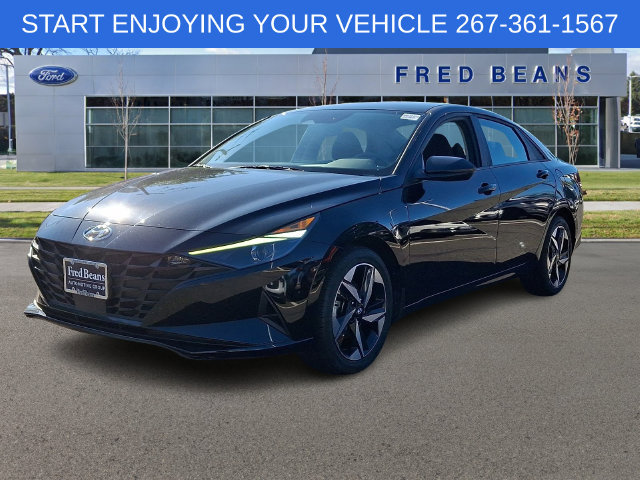 Used 2023 Hyundai Elantra SEL w/ Convenience Package FWD image 3