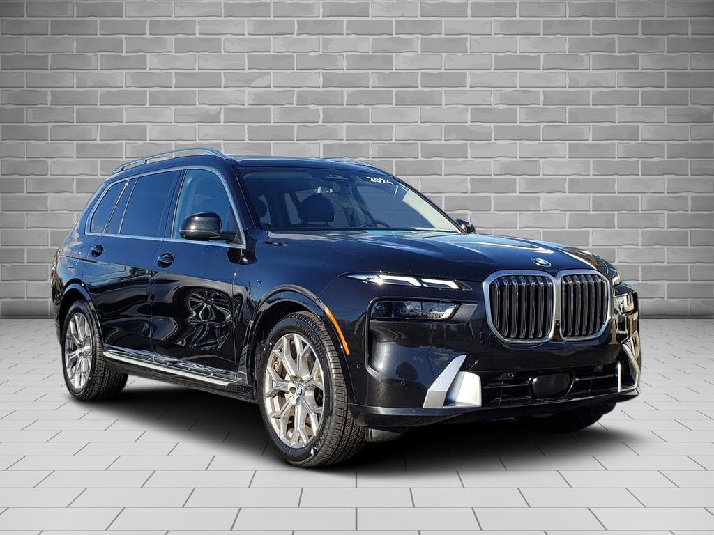 Used 2024 BMW X7 xDrive40i image 3