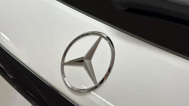 Used 2026 Mercedes-Benz GLC 300 4MATIC image 9
