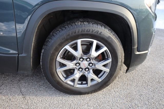 Used 2020 GMC Acadia SLT w/ Driver Alert Package II image 18