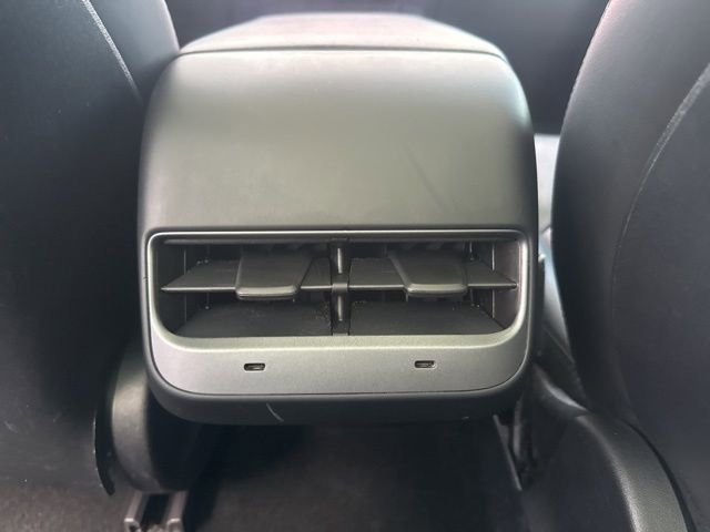 Used 2023 Tesla Model 3 Performance image 17