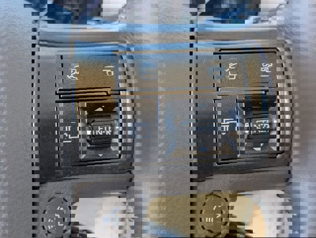 Used 2016 Lexus GX 460 w/ Premium Package image 31