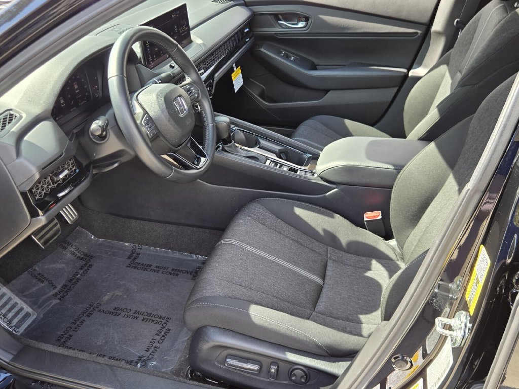 Certified 2025 Honda Accord Sport image 11