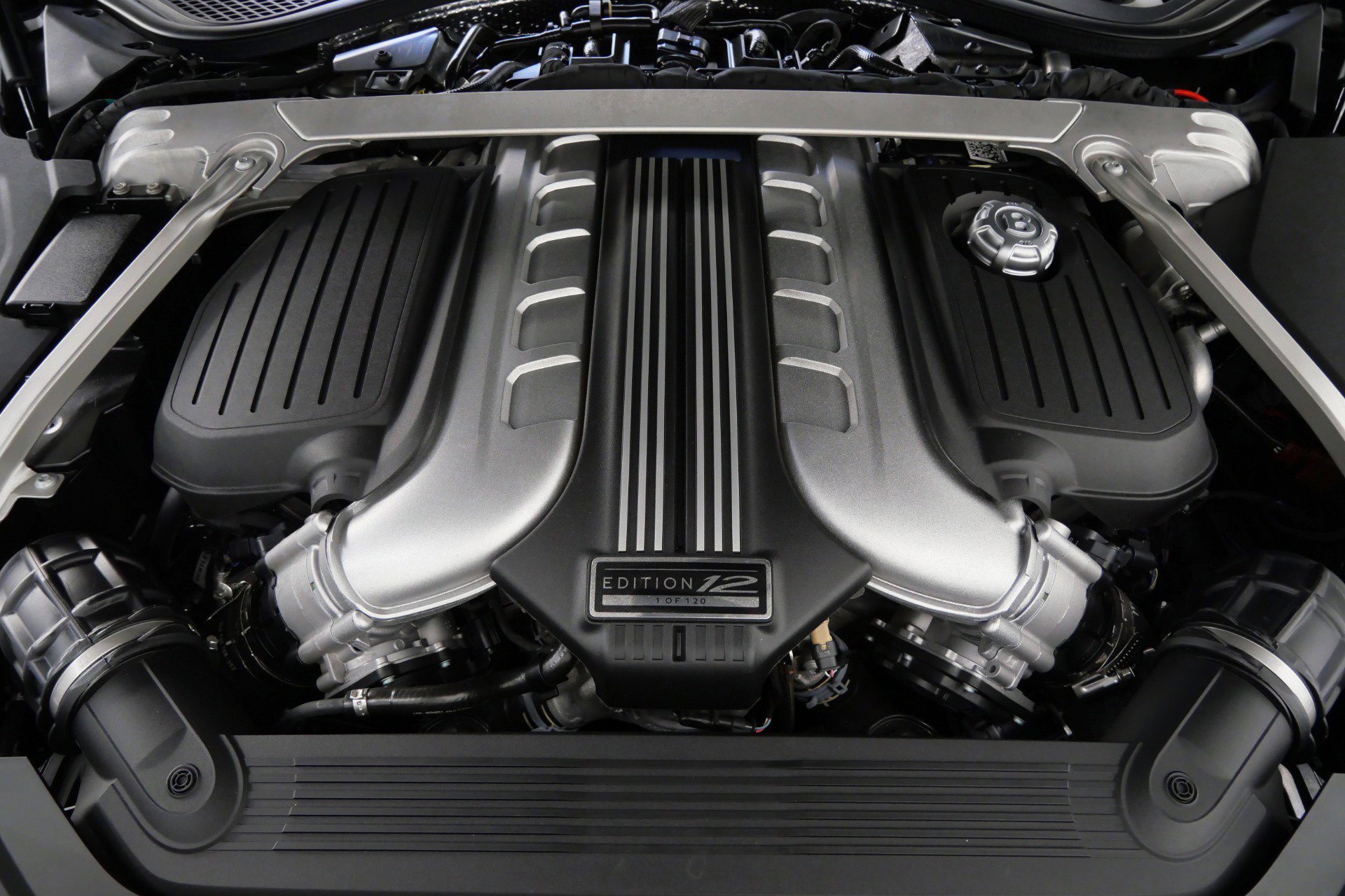 Used 2024 Bentley Flying Spur W12 image 12