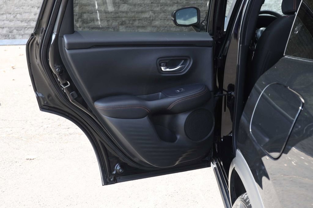 Used 2025 Honda HR-V Sport image 19