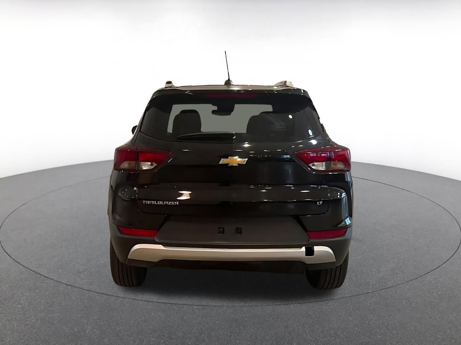 Used 2025 Chevrolet TrailBlazer LT image 12