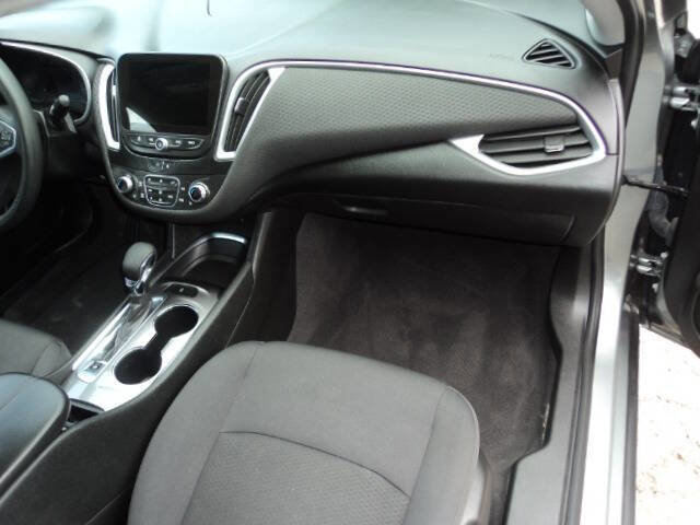 Used 2023 Chevrolet Malibu LT image 9