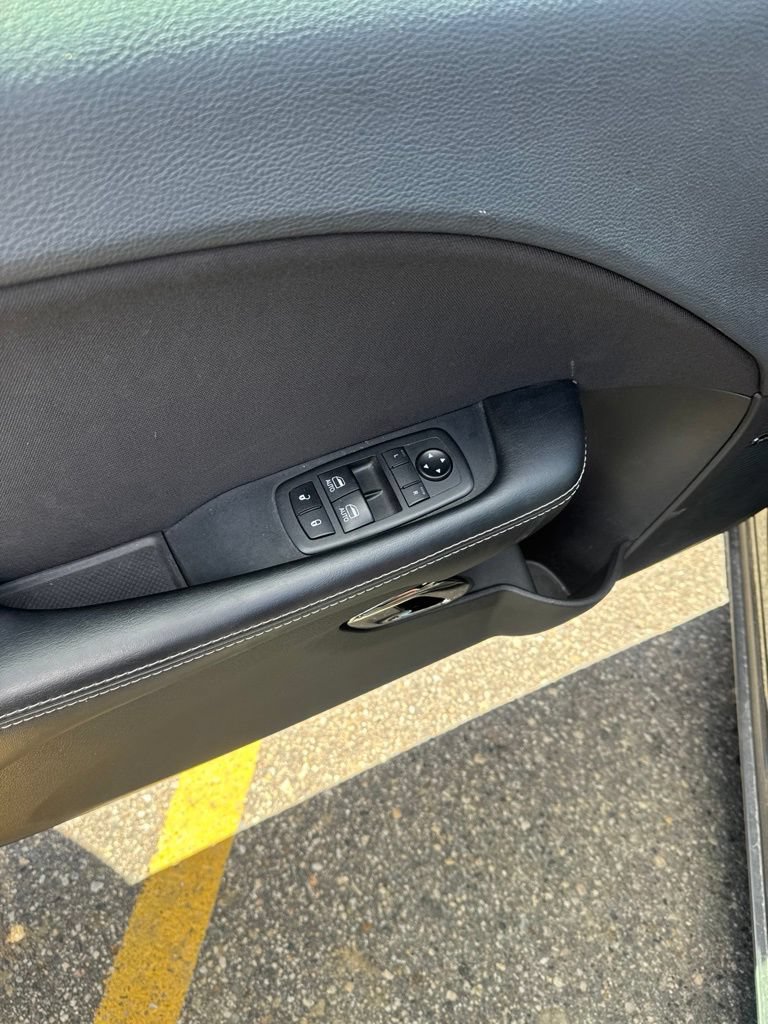 Used 2019 Dodge Challenger SRT Hellcat Redeye RWD image 11