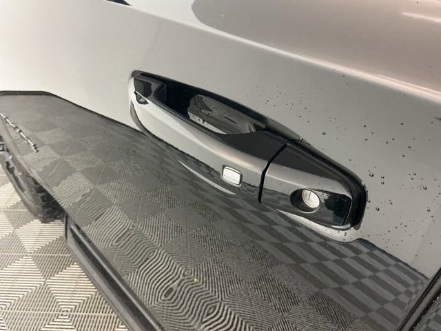 Used 2023 Chevrolet Tahoe RST w/ Luxury Package AWD/4WD image 12