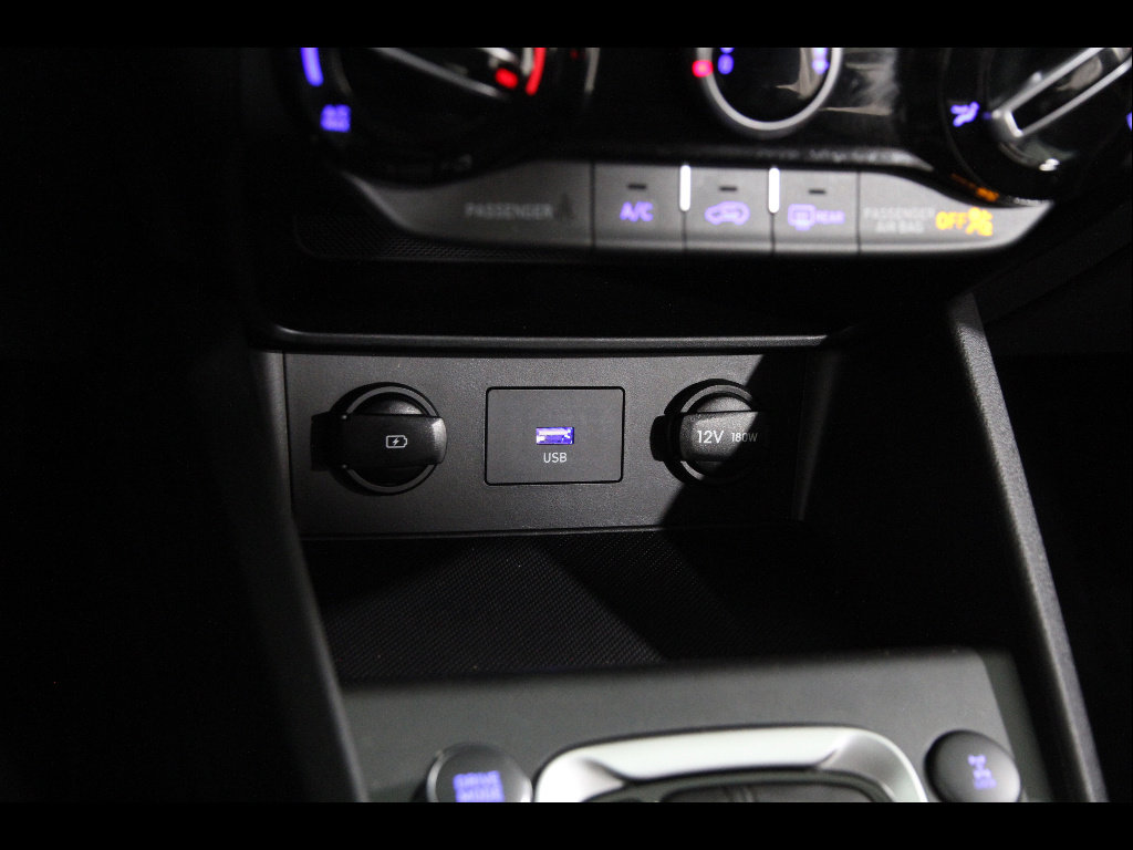 Used 2023 Hyundai Kona SEL image 13