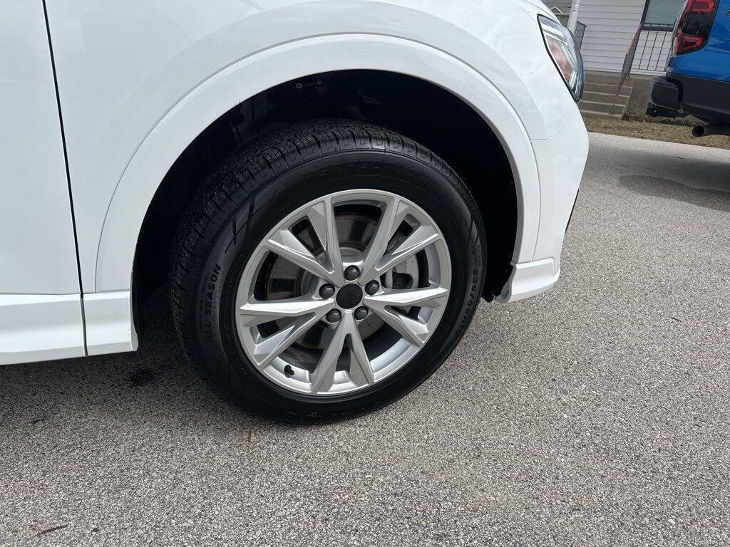 Used 2025 Audi Q3 2.0T Premium image 17