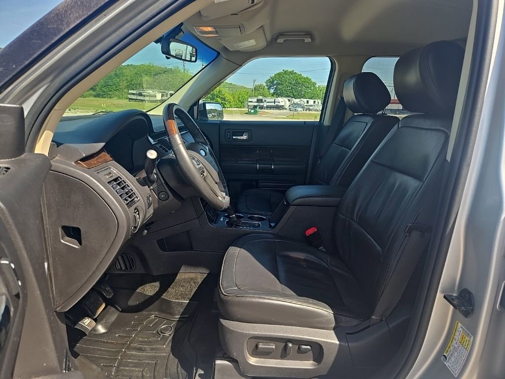 Used 2019 Ford Flex Limited FWD image 14