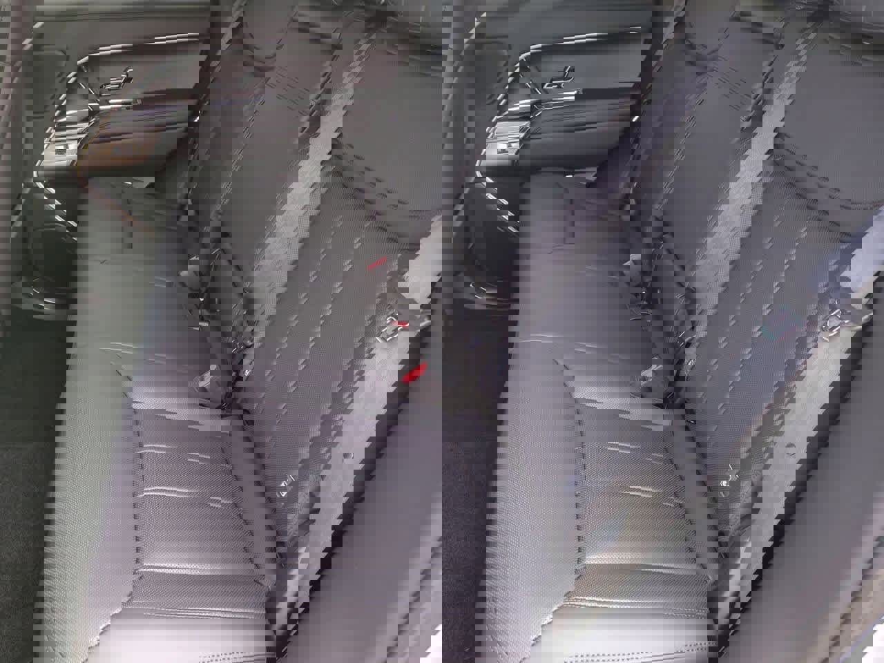 New 2025 Land Rover Range Rover SE image 20