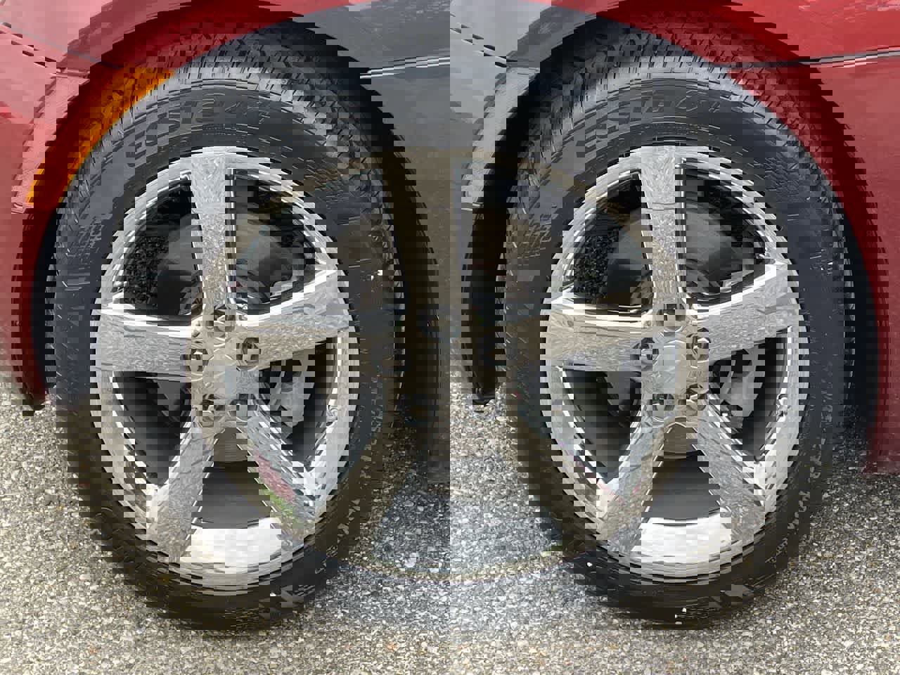 Used 2009 Pontiac Solstice Coupe w/ Premium Package RWD image 33