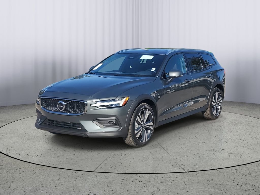 New 2026 Volvo V60 B5 Cross Country Plus image 1