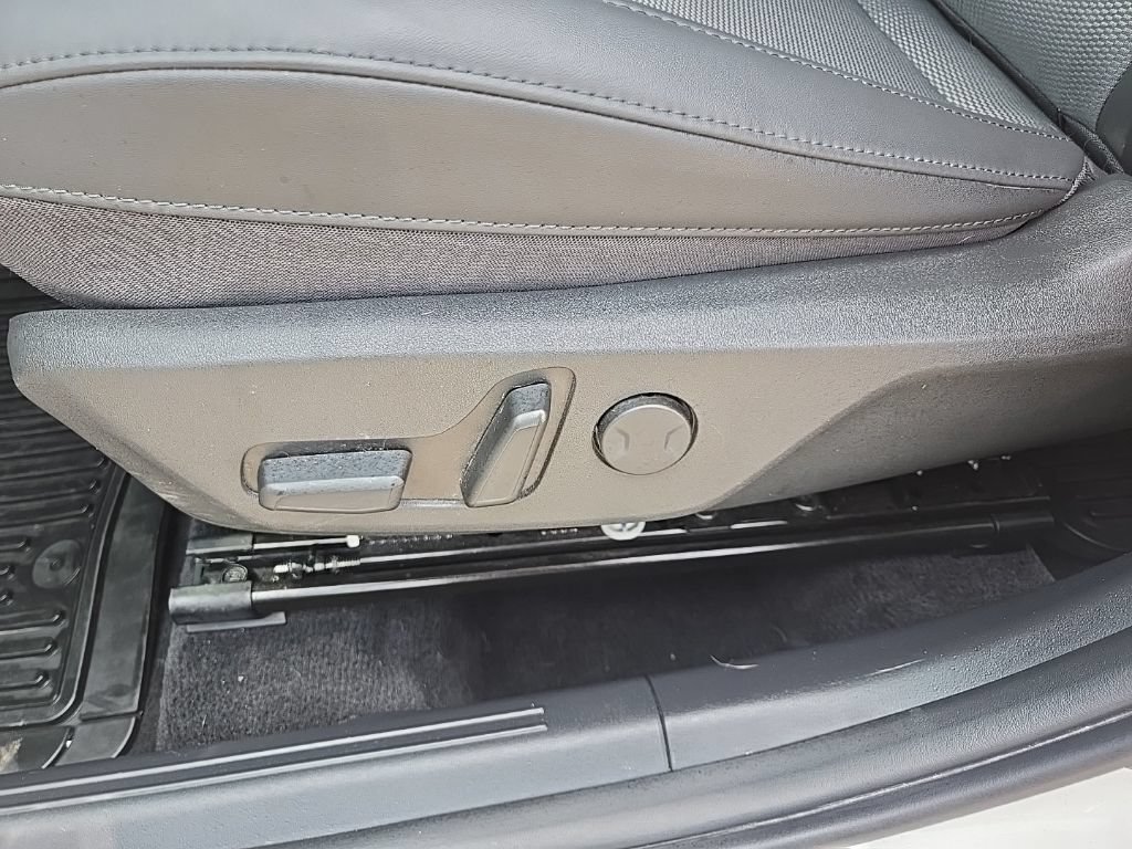 Used 2024 Kia Niro EX FWD image 37