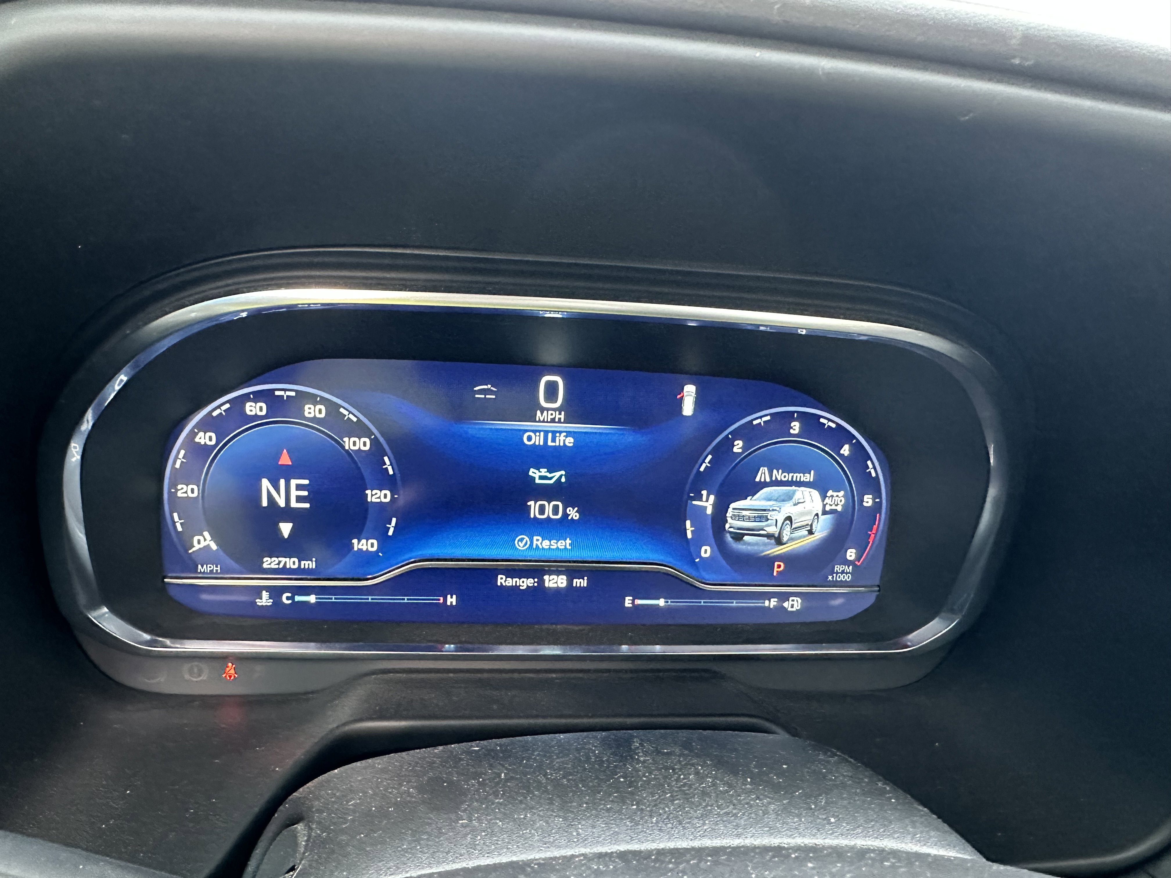 Certified 2024 Chevrolet Suburban RST w/ Luxury Package image 19