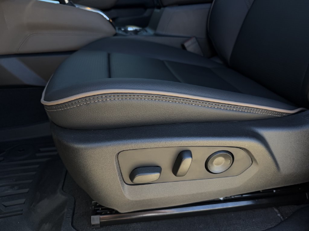 New 2026 GMC Canyon Denali AWD/4WD image 23