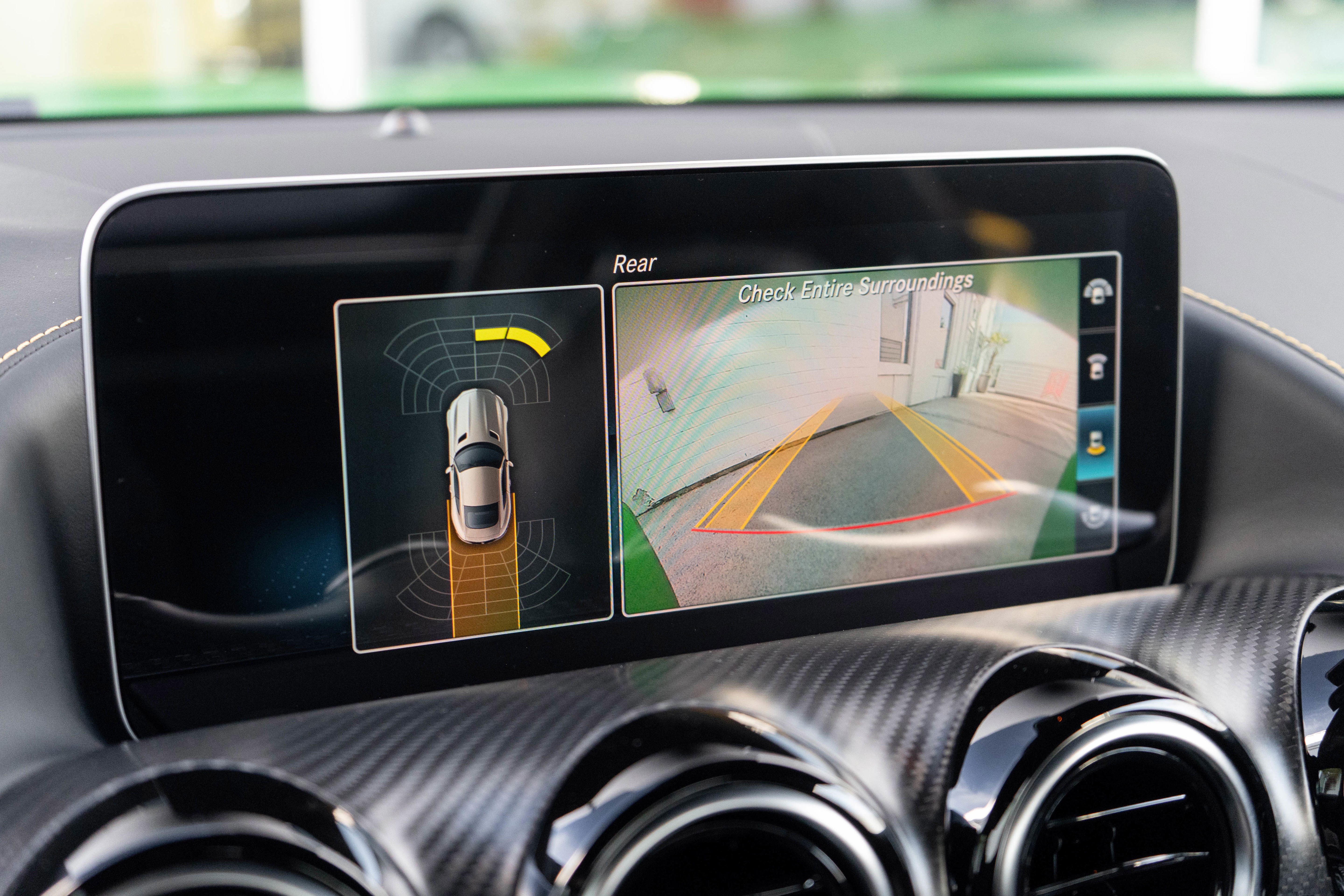 Used 2020 Mercedes-Benz AMG GT R image 24