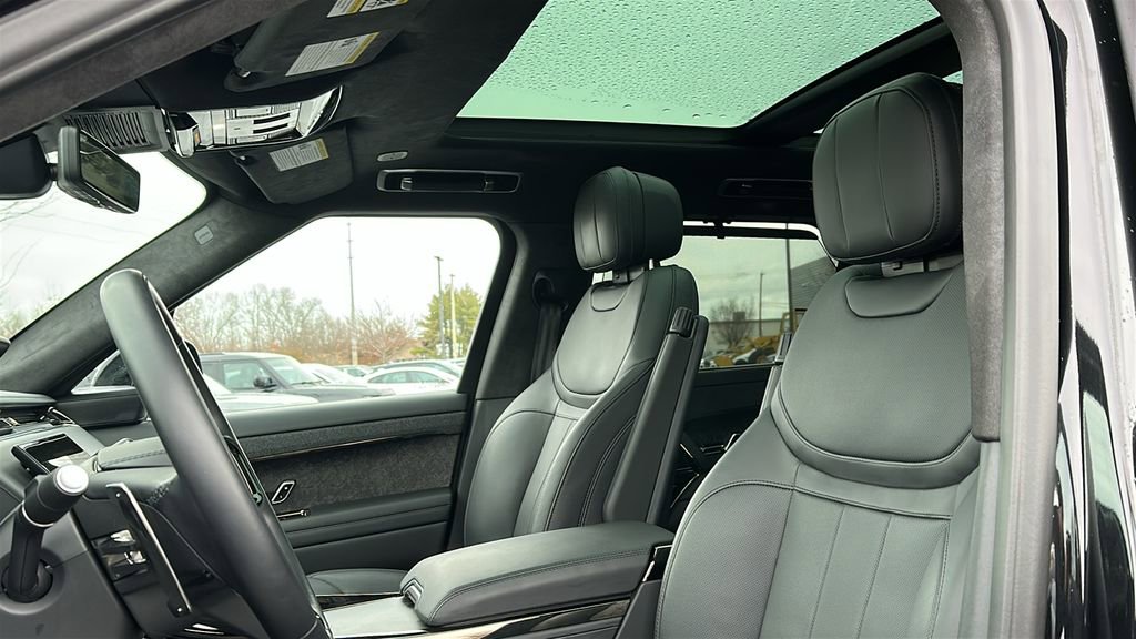 Certified 2025 Land Rover Range Rover Sport Autobiography image 11