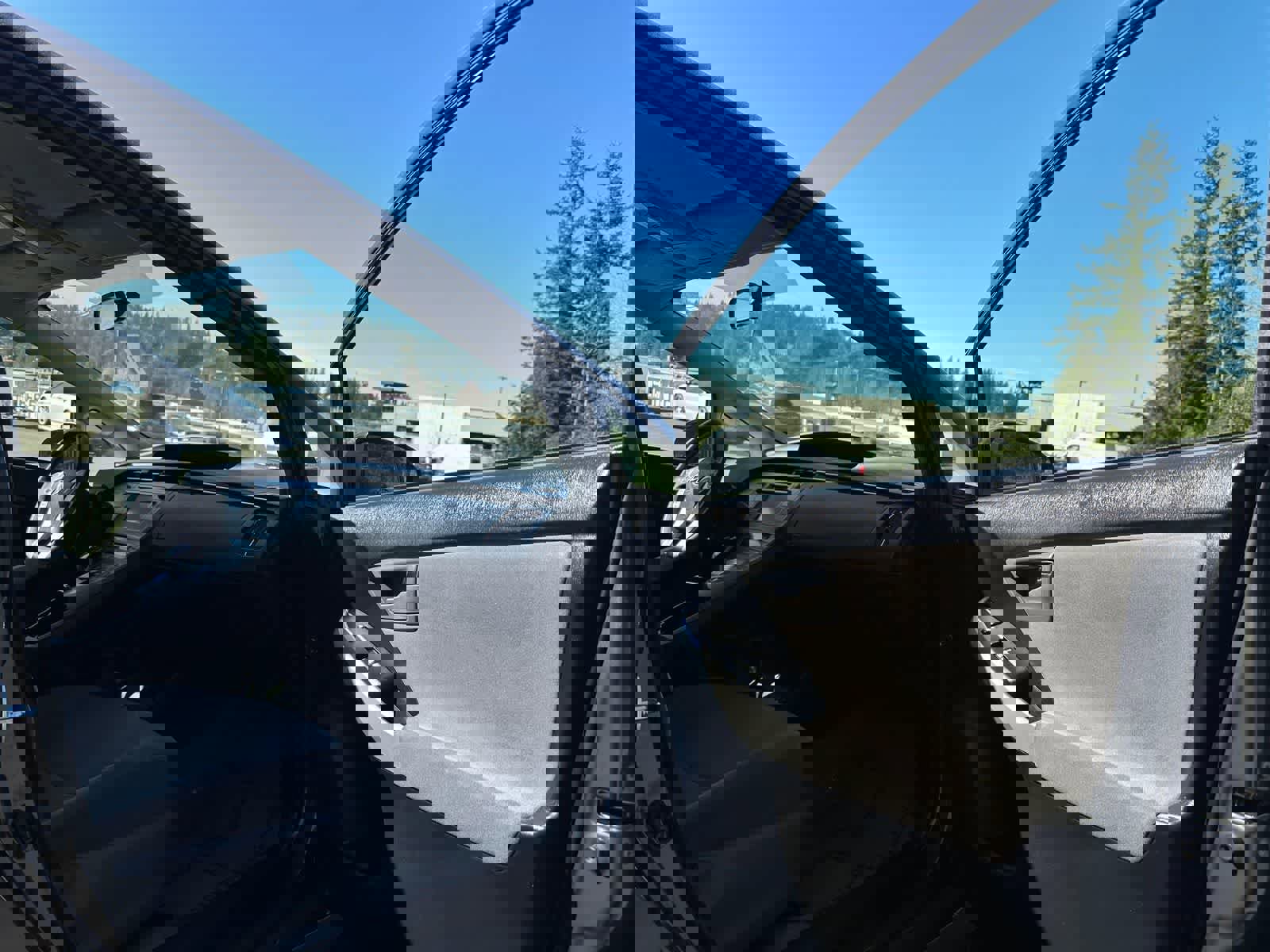 Used 2014 Toyota Prius Two image 16