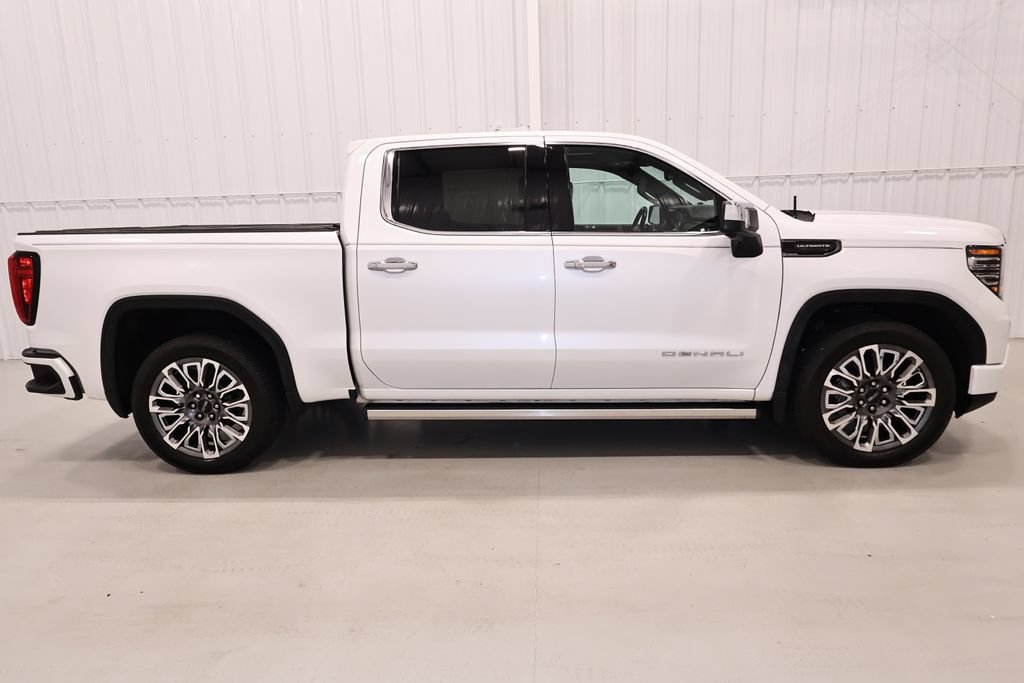 Used 2023 GMC Sierra 1500 Denali Ultimate AWD/4WD image 2