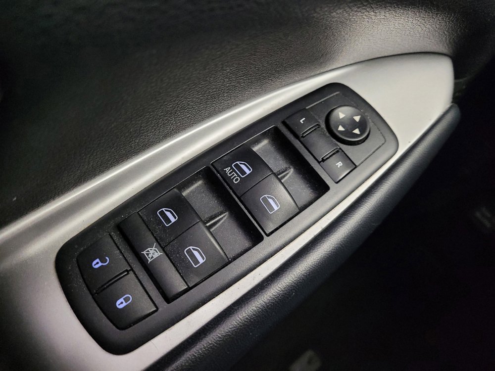 Used 2015 Dodge Journey American Value Package FWD image 27