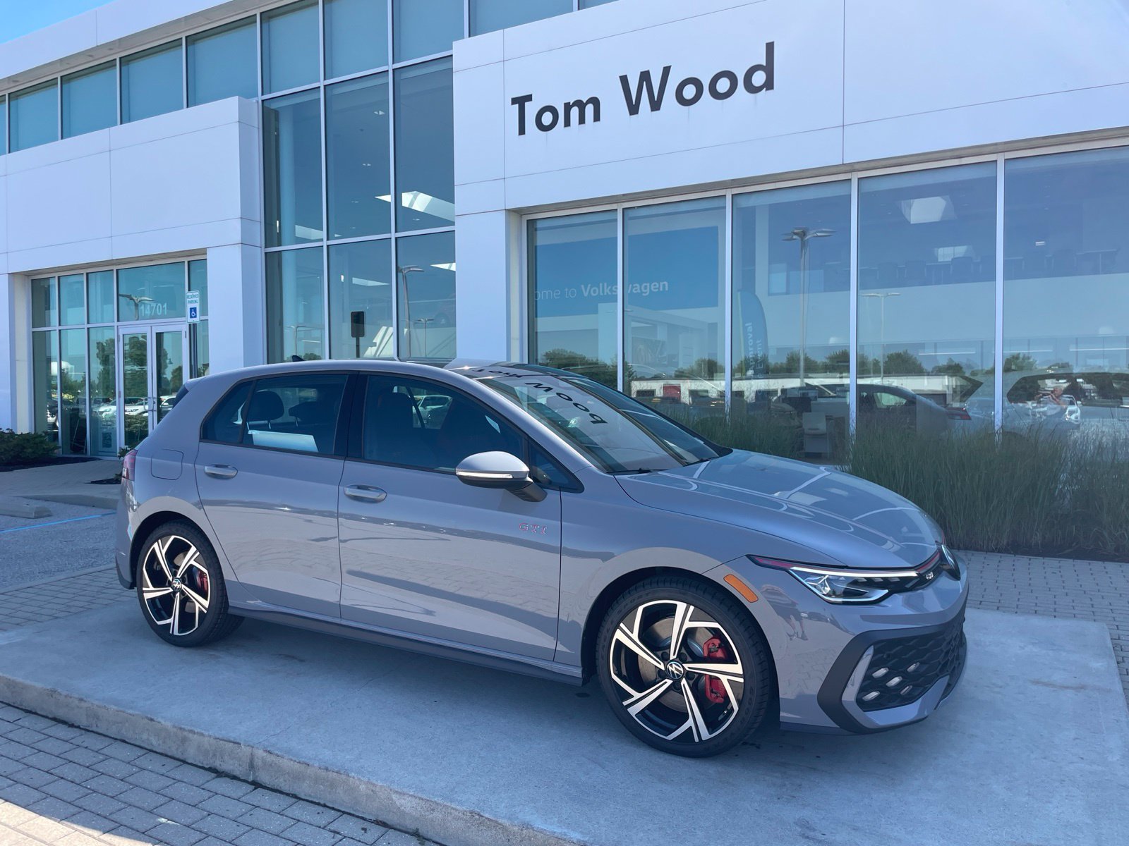 New 2026 Volkswagen GTI SE FWD image 13