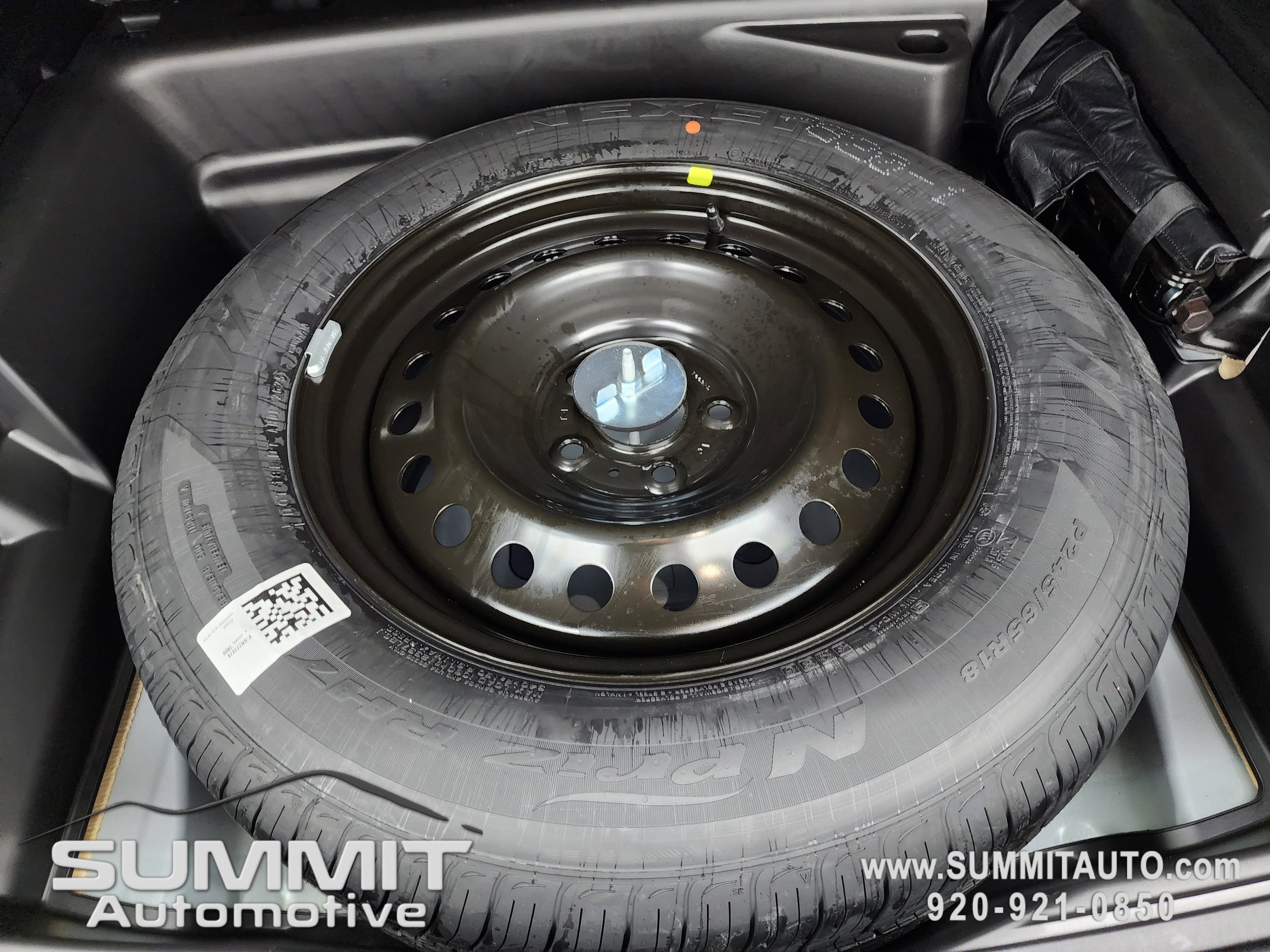 New 2025 Jeep Grand Cherokee Limited w/ Black Appearance Package image 30