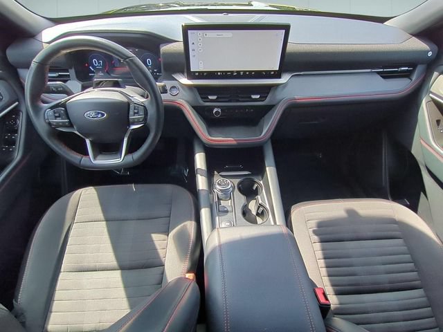 Used 2025 Ford Explorer ST-Line w/ ST-Line Street Pack AWD/4WD image 28