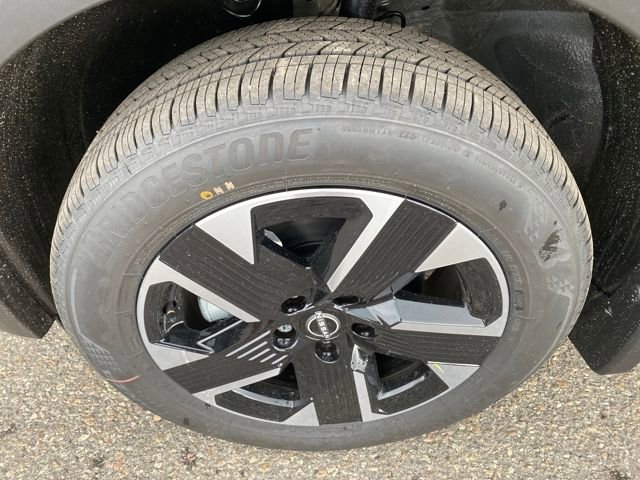 New 2026 Nissan Kicks SV w/ SV Premium Package image 26