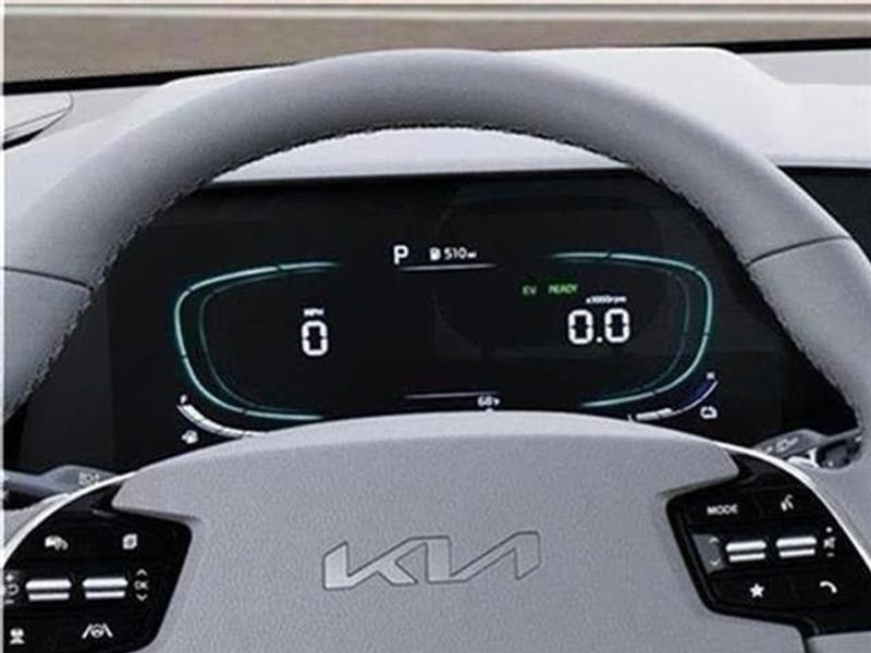 New 2025 Kia Niro EX image 75