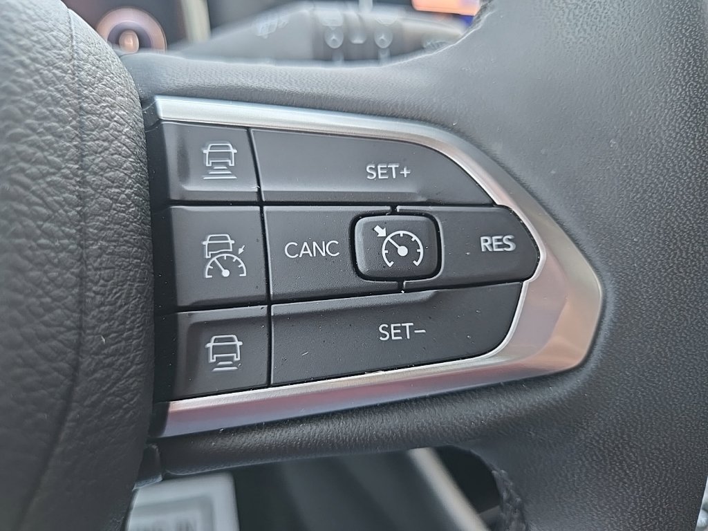 Used 2024 Jeep Compass Limited w/ High Altitude Package AWD/4WD image 43