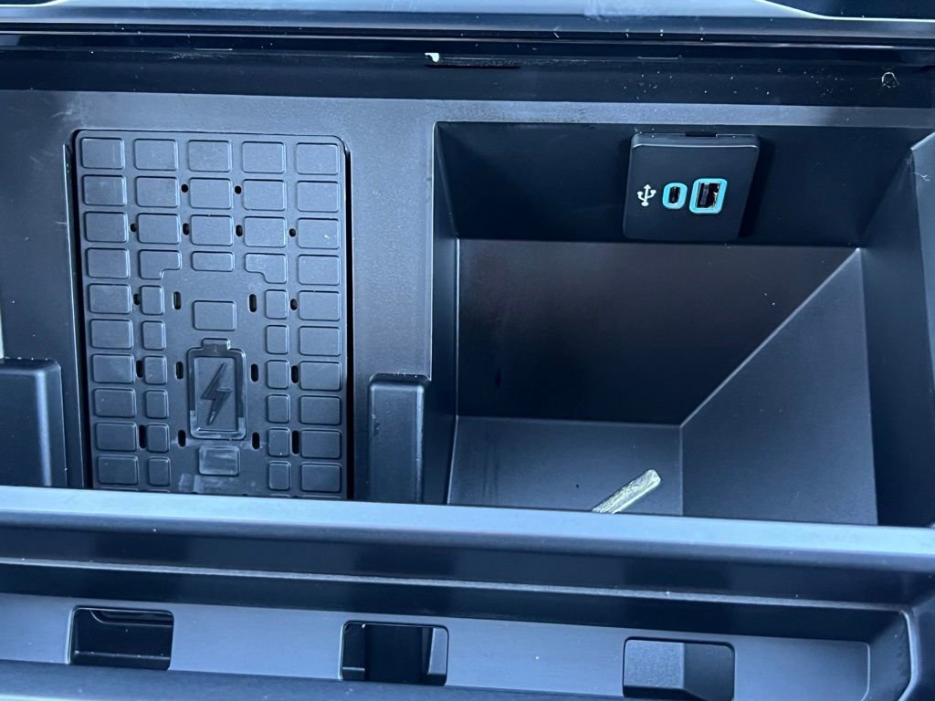 New 2026 Ford F250 Platinum image 33