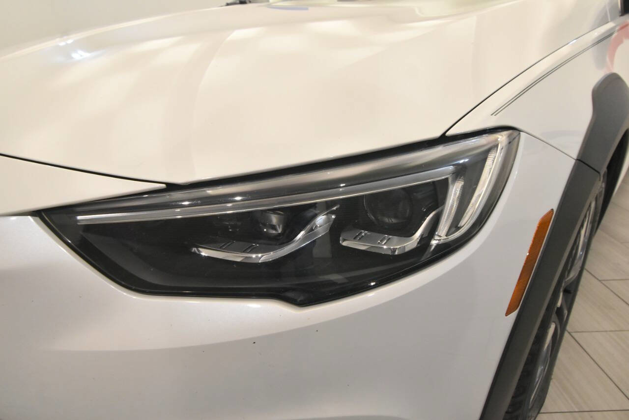 Used 2018 Buick Regal Essence w/ Driver Confidence Package #1 AWD/4WD image 10