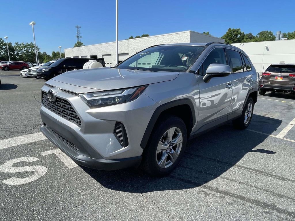 Used 2023 Toyota RAV4 XLE w/ Convenience Package AWD/4WD image 10